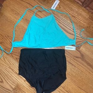 NWT Old Navy Bikini with High waisted bottoms. Top & bottoms size Small